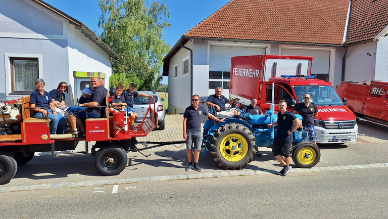 Feuerwehrfahrzeug Umzug 24.08.2024